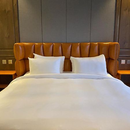 Check Inn Phnom Penh Bkk1 Kültér fotó