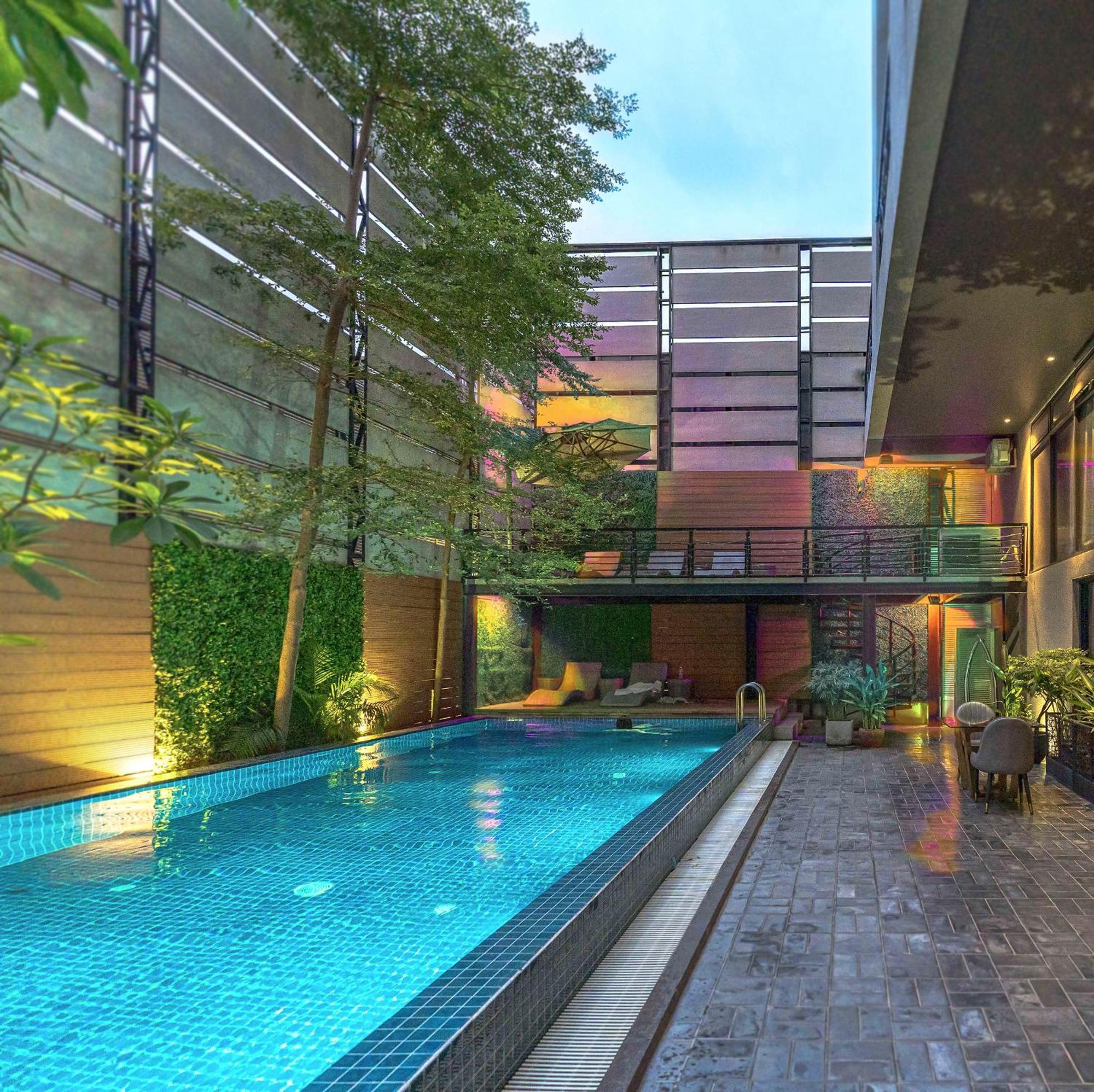 Check Inn Phnom Penh Bkk1 Kültér fotó
